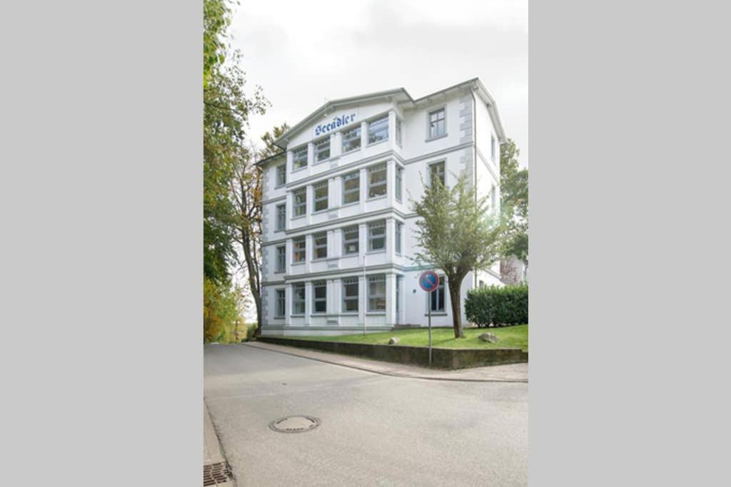 Wohnung Eule Im Haus Seeadler Зиновиц Екстериор снимка